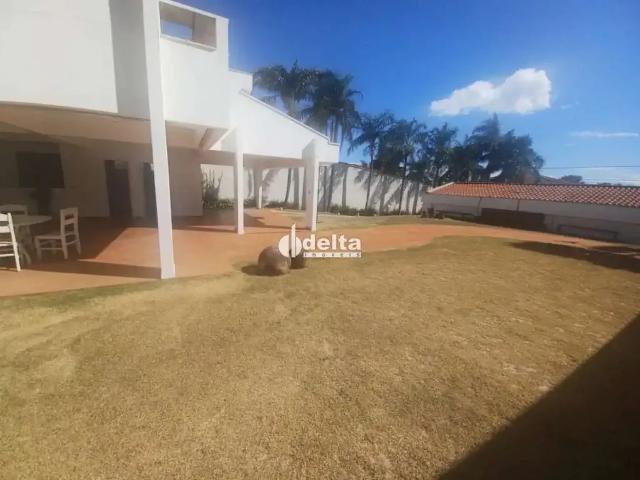 Ponto Comercial aluguel em Altamira II, Uberlândia