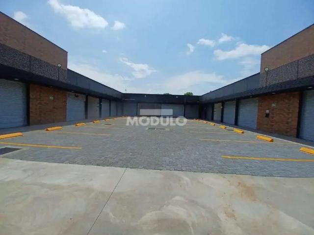 Ponto Comercial aluguel em Região Geográfica Imediata de Uberlândia, Oliveira Fortes