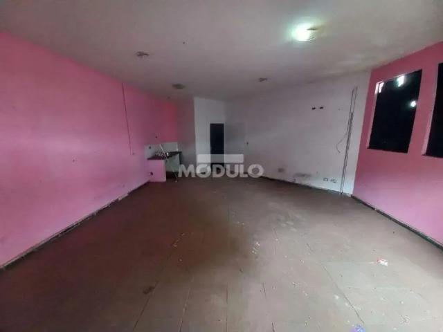 Ponto Comercial aluguel em Região Geográfica Imediata de Uberlândia, Oliveira Fortes