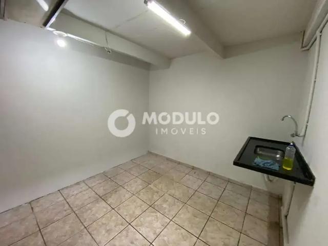 Ponto Comercial aluguel em Região Geográfica Imediata de Uberlândia, Oliveira Fortes