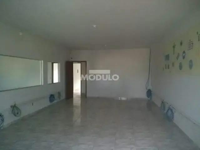 Ponto Comercial aluguel em Setor Central, Uberlândia