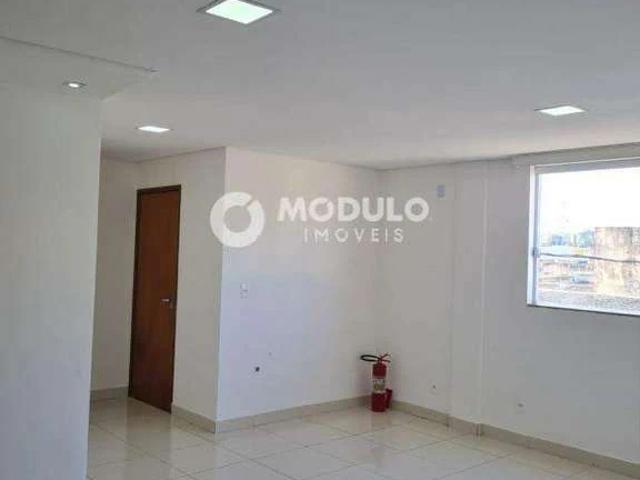 Ponto Comercial aluguel em Setor Central, Uberlândia