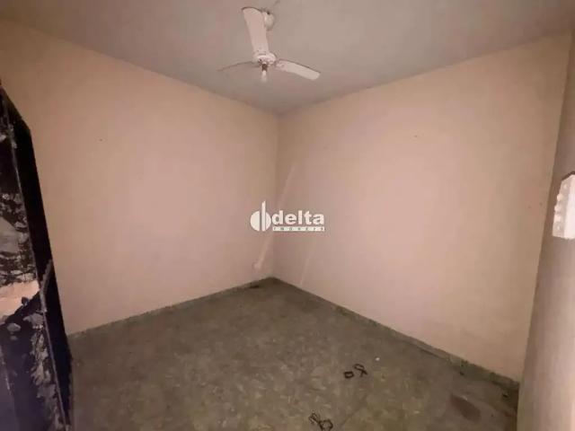 Ponto Comercial aluguel em Região Geográfica Imediata de Uberlândia, Oliveira Fortes