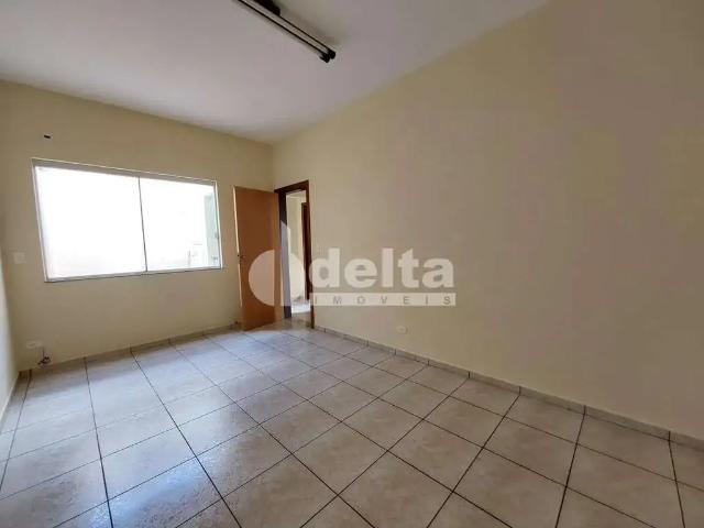 Ponto Comercial aluguel em Região Geográfica Imediata de Uberlândia, Oliveira Fortes