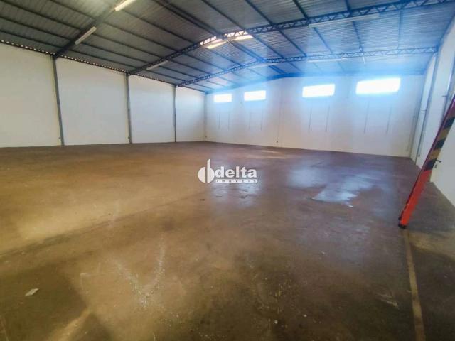 Ponto Comercial aluguel em Jardim Lisboa, Uberlândia