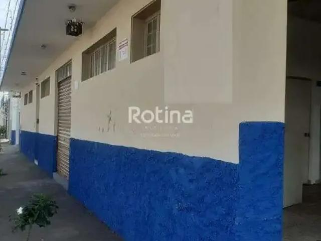 Ponto Comercial aluguel em Região Geográfica Imediata de Uberlândia, Oliveira Fortes