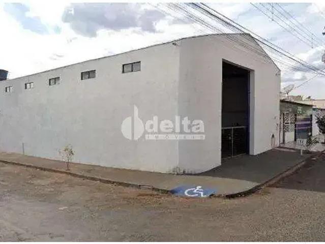 Ponto Comercial aluguel em Região Geográfica Imediata de Uberlândia, Oliveira Fortes