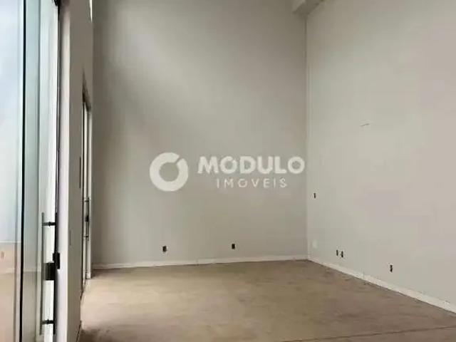 Ponto Comercial aluguel em Novo Mundo, Uberlândia
