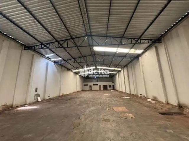 Ponto Comercial aluguel em Região Geográfica Imediata de Uberlândia, Oliveira Fortes