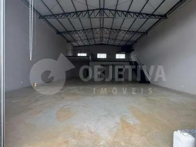 Ponto Comercial aluguel em Região Geográfica Imediata de Uberlândia, Oliveira Fortes