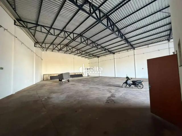 Ponto Comercial aluguel em Região Geográfica Imediata de Uberlândia, Oliveira Fortes
