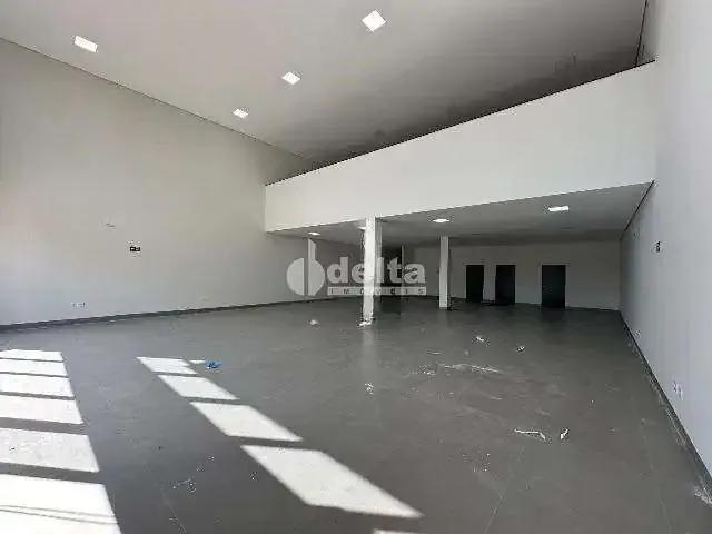 Ponto Comercial aluguel em Região Geográfica Imediata de Uberlândia, Oliveira Fortes