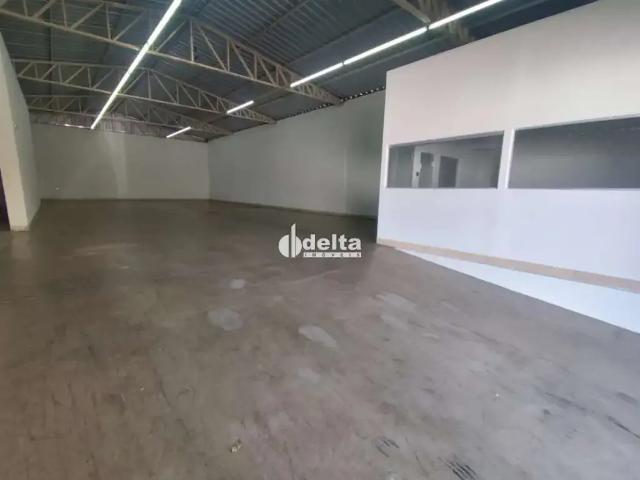 Ponto Comercial aluguel em Região Geográfica Imediata de Uberlândia, Oliveira Fortes