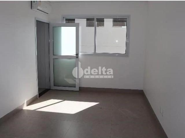 Ponto Comercial aluguel em Setor Central, Uberlândia