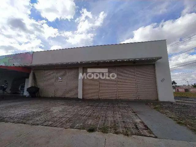 Ponto Comercial aluguel em Região Geográfica Imediata de Uberlândia, Oliveira Fortes