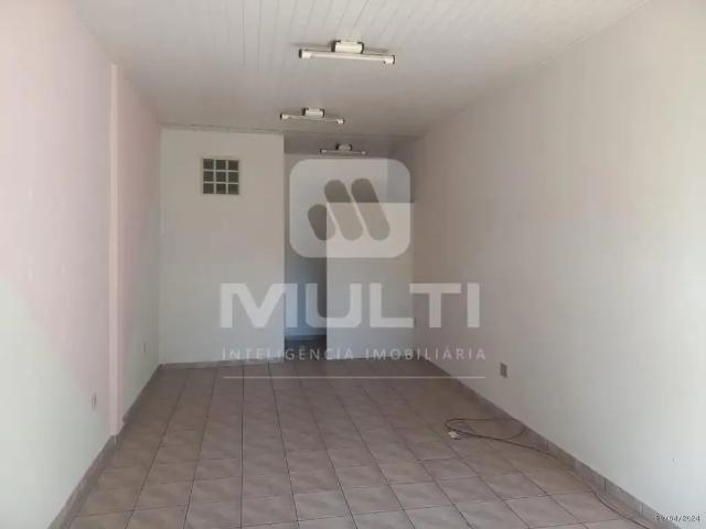 Ponto Comercial aluguel em Região Geográfica Imediata de Uberlândia, Oliveira Fortes