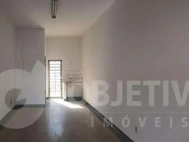 Ponto Comercial aluguel em Região Geográfica Imediata de Uberlândia, Oliveira Fortes
