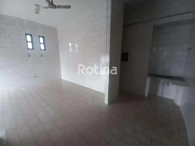 Ponto Comercial aluguel em Setor Norte, Uberlândia