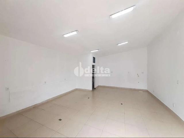 Ponto Comercial aluguel em Setor Norte, Uberlândia