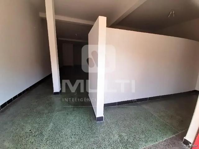 Ponto Comercial aluguel em Região Geográfica Imediata de Uberlândia, Oliveira Fortes