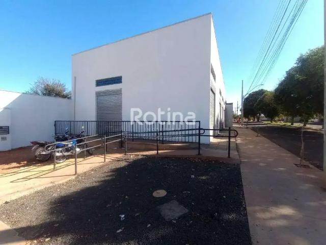Ponto Comercial aluguel em Região Geográfica Imediata de Uberlândia, Oliveira Fortes
