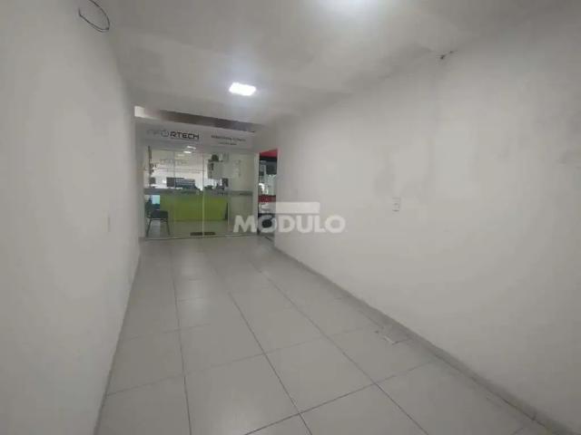 Ponto Comercial aluguel em Região Geográfica Imediata de Uberlândia, Oliveira Fortes