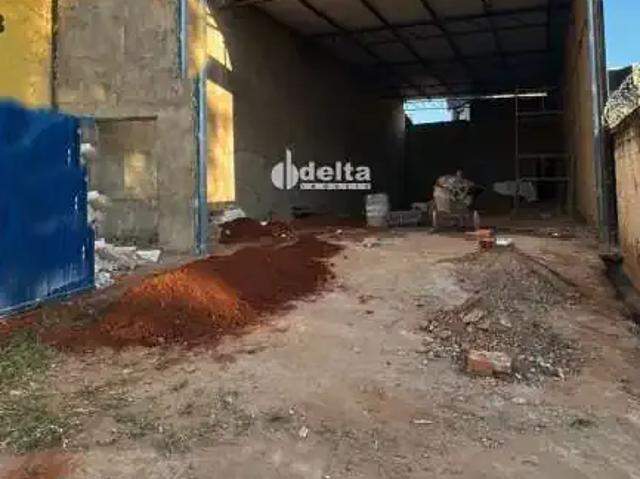 Ponto Comercial aluguel em Região Geográfica Imediata de Uberlândia, Oliveira Fortes