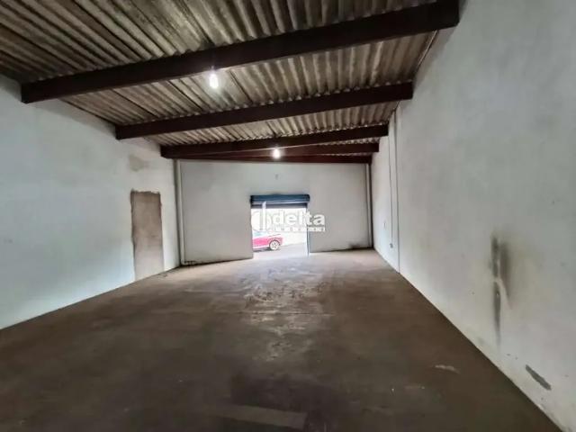 Ponto Comercial aluguel em Região Geográfica Imediata de Uberlândia, Oliveira Fortes