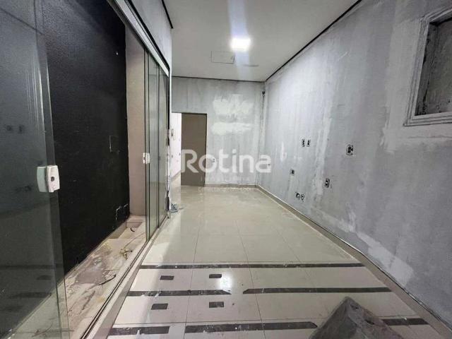 Ponto Comercial aluguel em Segismundo Pereira, Uberlândia