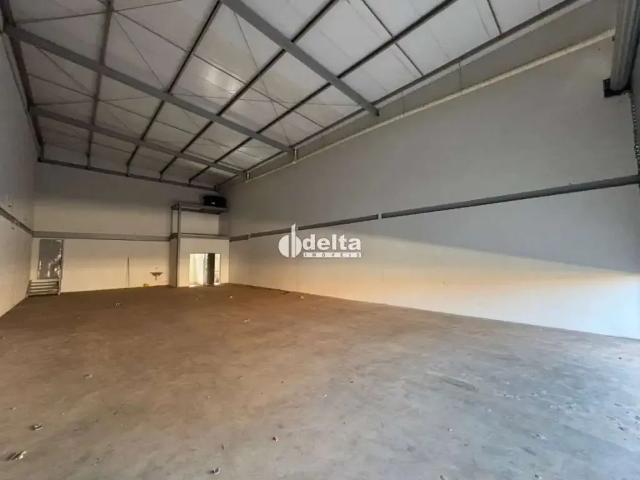 Ponto Comercial aluguel em Região Geográfica Imediata de Uberlândia, Oliveira Fortes