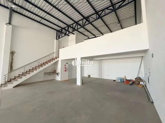 Ponto Comercial aluguel em Região Geográfica Imediata de Uberlândia, Oliveira Fortes