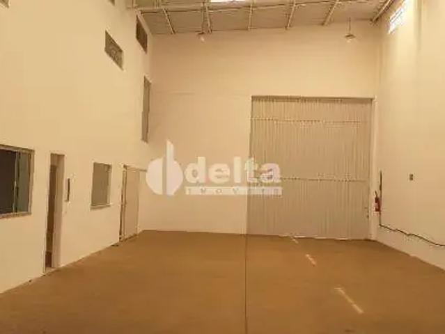 Ponto Comercial aluguel em Região Geográfica Imediata de Uberlândia, Oliveira Fortes