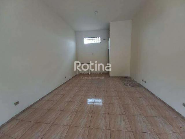 Ponto Comercial aluguel em Jardim Lisboa, Uberlândia