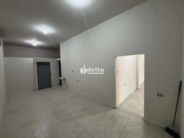 Ponto Comercial aluguel em Região Geográfica Imediata de Uberlândia, Oliveira Fortes