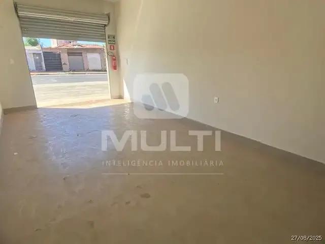 Ponto Comercial aluguel em Região Geográfica Imediata de Uberlândia, Oliveira Fortes