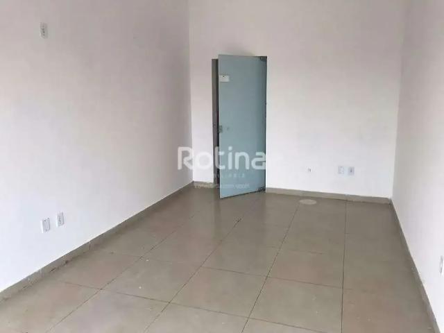 Ponto Comercial aluguel em Região Geográfica Imediata de Uberlândia, Oliveira Fortes