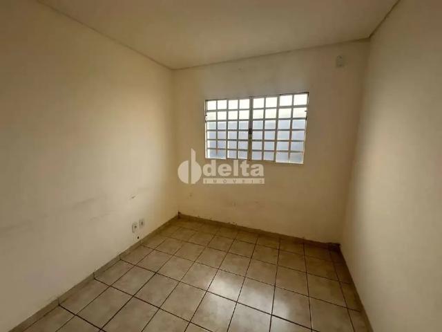 Ponto Comercial aluguel em Região Geográfica Imediata de Uberlândia, Oliveira Fortes