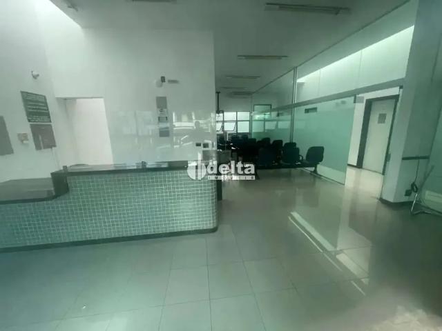 Ponto Comercial aluguel em Setor Central, Uberlândia