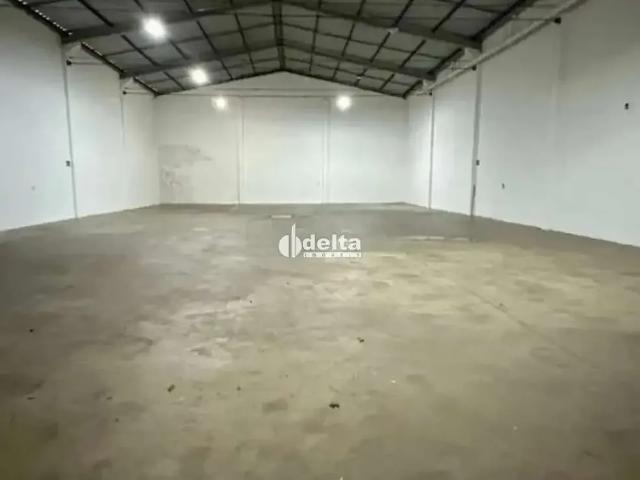 Ponto Comercial aluguel em Região Geográfica Imediata de Uberlândia, Oliveira Fortes