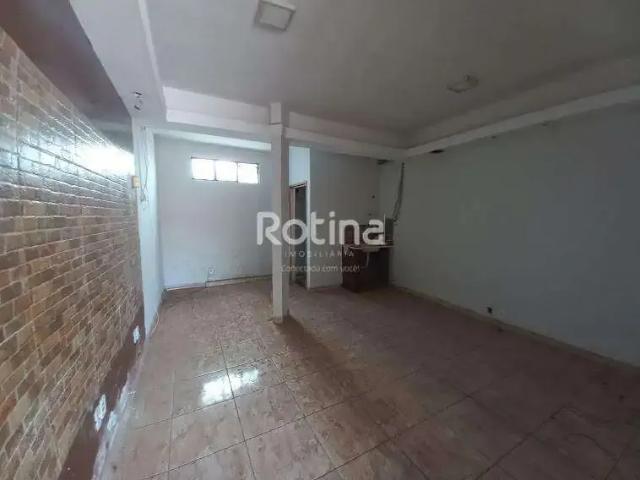 Ponto Comercial aluguel em Região Geográfica Imediata de Uberlândia, Oliveira Fortes