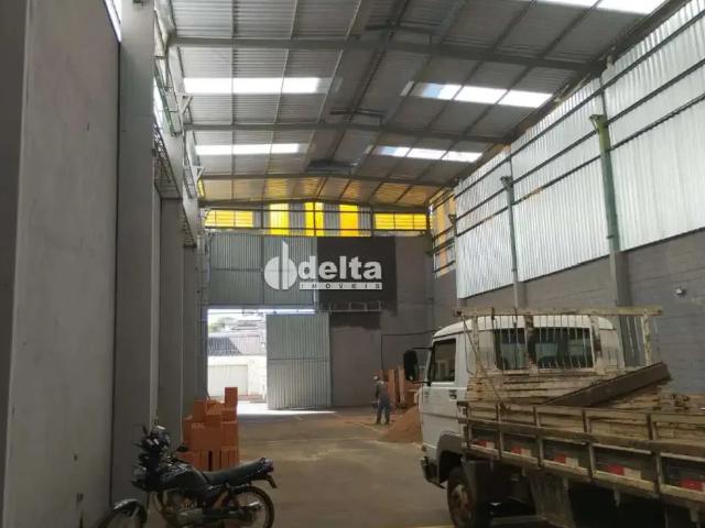 Ponto Comercial aluguel em Região Geográfica Imediata de Uberlândia, Oliveira Fortes