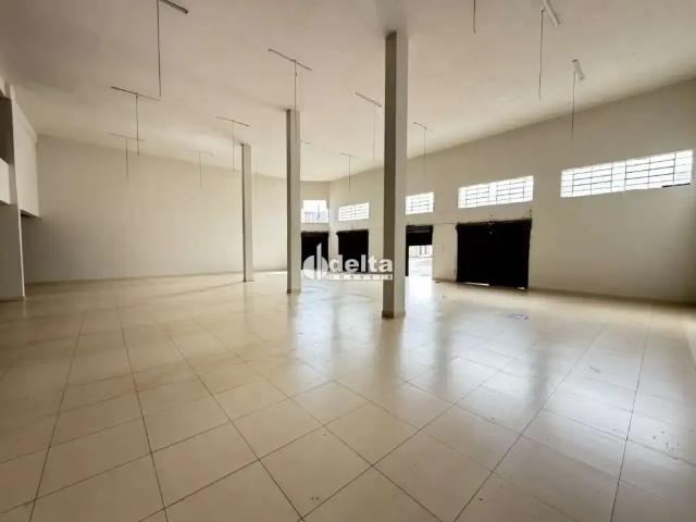 Ponto Comercial aluguel em Região Geográfica Imediata de Uberlândia, Oliveira Fortes