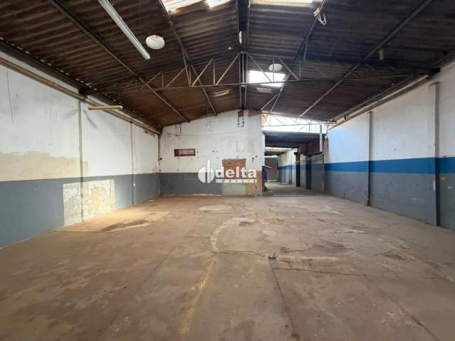 Ponto Comercial aluguel em Tibery, Uberlândia