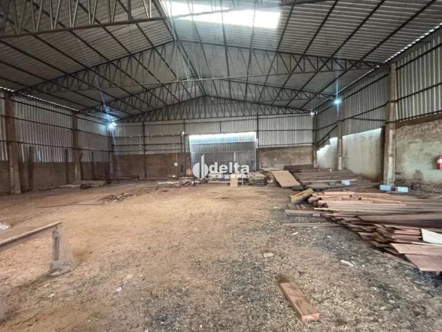 Ponto Comercial aluguel em Região Geográfica Imediata de Uberlândia, Oliveira Fortes