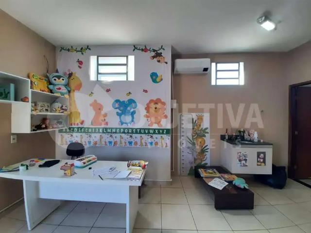 Ponto Comercial aluguel em Região Geográfica Imediata de Uberlândia, Oliveira Fortes