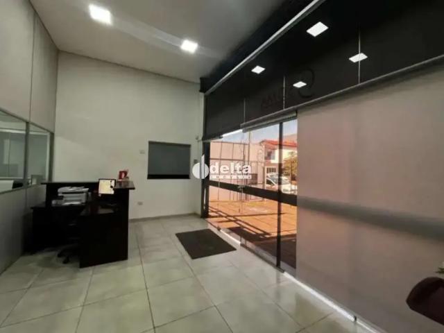 Ponto Comercial aluguel em Região Geográfica Imediata de Uberlândia, Oliveira Fortes