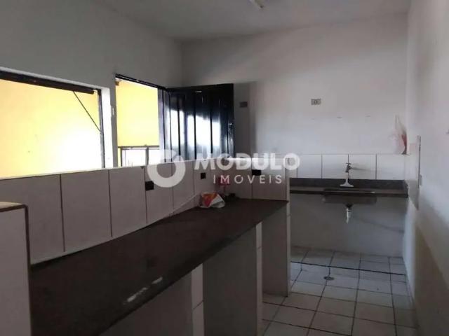 Ponto Comercial aluguel em Região Geográfica Imediata de Uberlândia, Oliveira Fortes