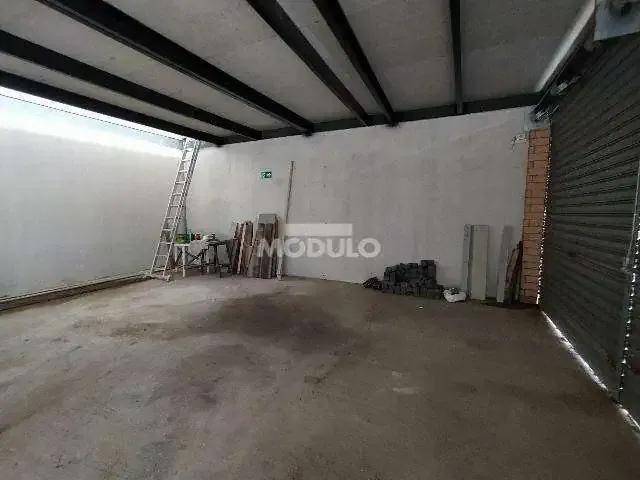 Ponto Comercial aluguel em Região Geográfica Imediata de Uberlândia, Oliveira Fortes