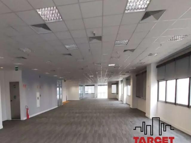 Ponto Comercial venda em Alphaville, Barueri