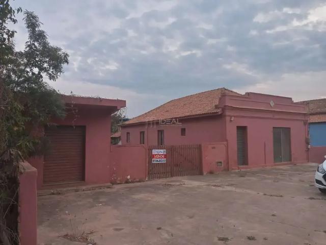 Ponto Comercial venda em Região Geográfica Imediata de Campos dos Goytacazes, Campos dos Goytacazes